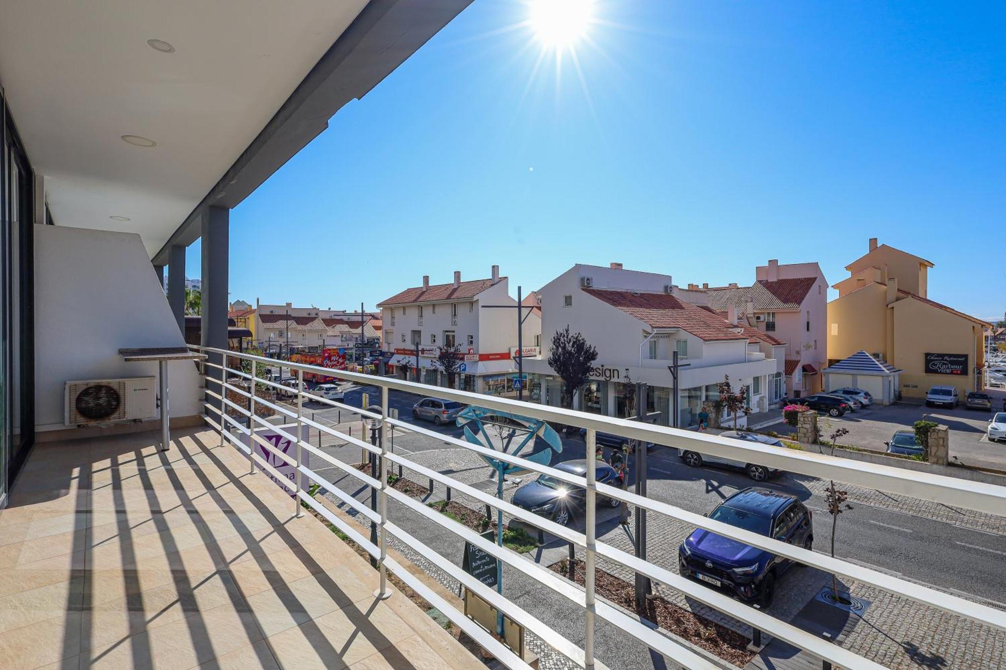 Apartment With 2 Bedrooms At Vilamoura Marina *
